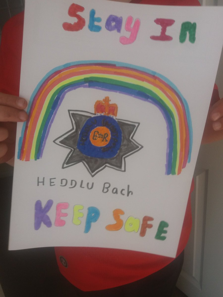 Anghara21282793's tweet photo. Ioans rainbow, he wanted to involve his heddlu bach @BrynAwelPrimary  @SharonPascoe123 @bawelclass4  @HeddluBach @gwentpolice https://t.co/l2zhbAc2dR