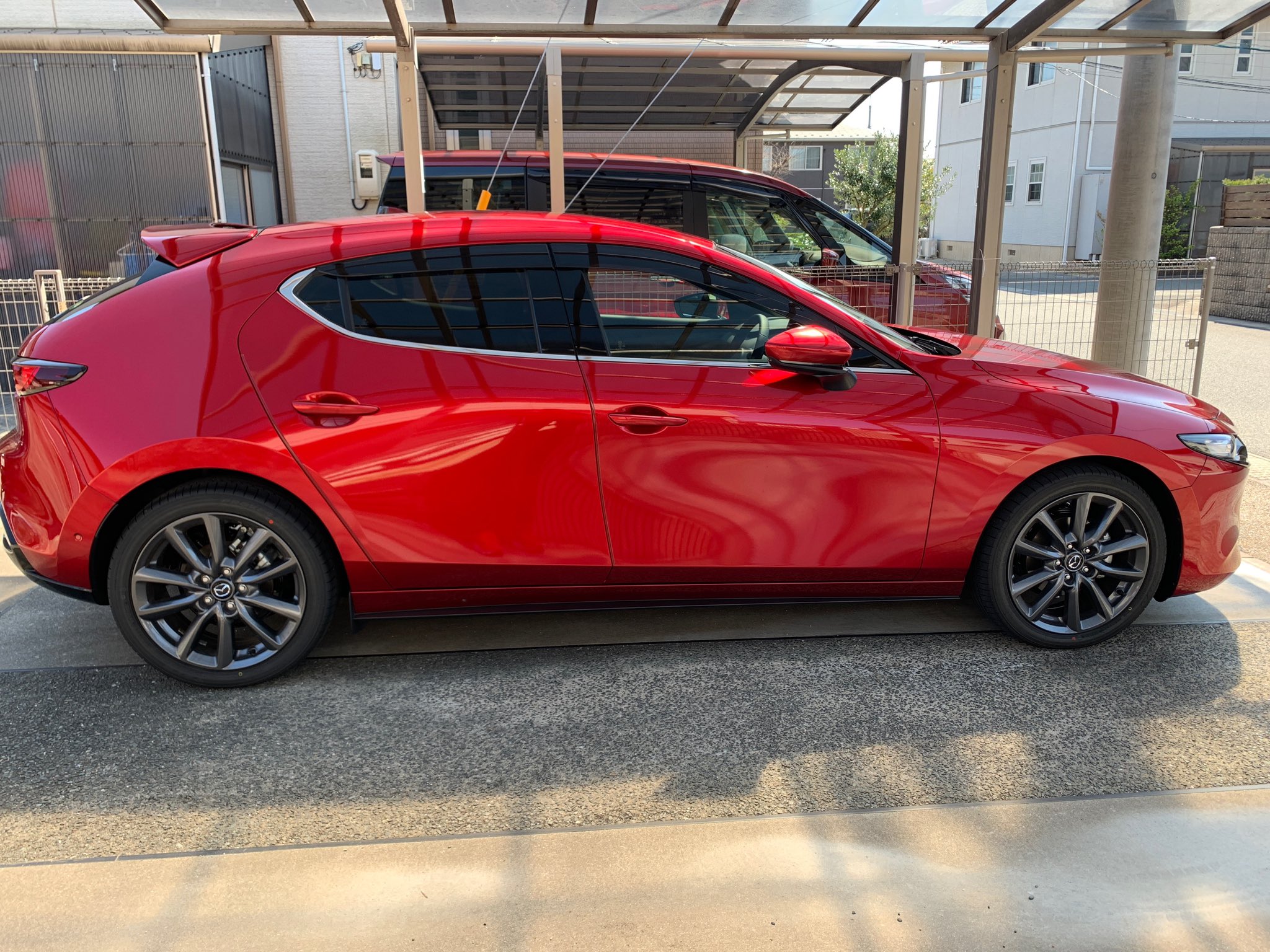 浜野祐也 Mazda3 Mt乗り Cx 5fivvvvve 僕は新免ですが マツダ3を買いました グレーと黒系をよく見ます 赤色もかっこいいですよ T Co Hj4zmkm6xj Twitter