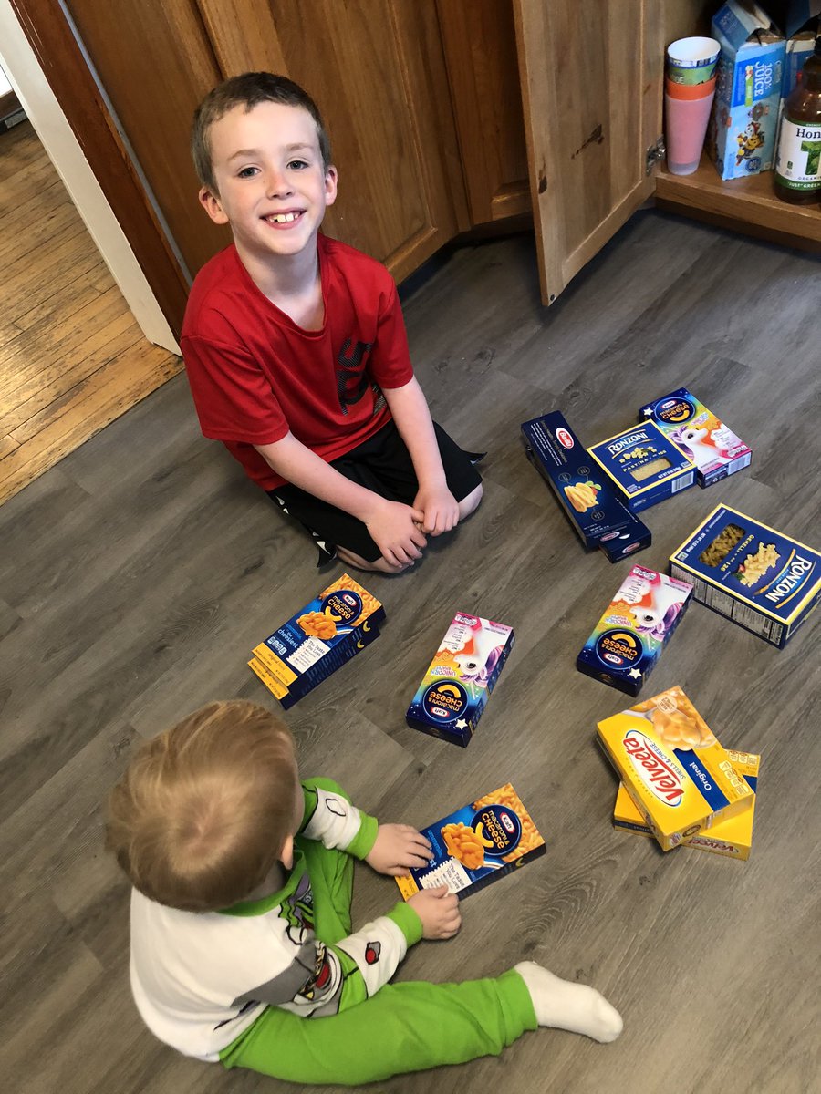 Pantry Counting Math lesson yesterday. #RPfamily <a href="/JackieConniff/">Jackie Conniff</a>  @RPPrincipal