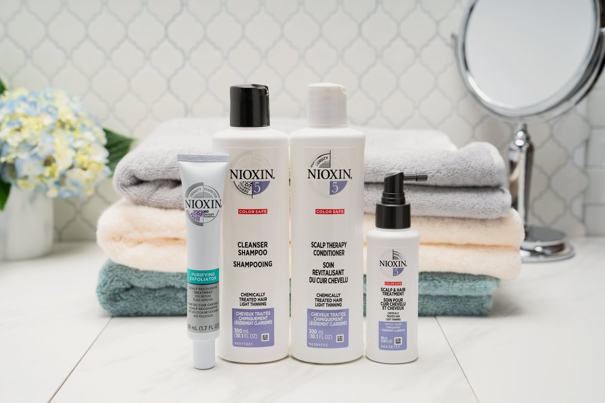 What's your wash-day routine?🚿For a refreshed scalp, free of flakes and debris, apply #NIOXIN Purifying Exfoliator on dry hair before you shampoo to cleanse your scalp. This scrub can be applied every 30-45 days to help maintain scalp health. #MindBodyHair #FullerHairFullerLife