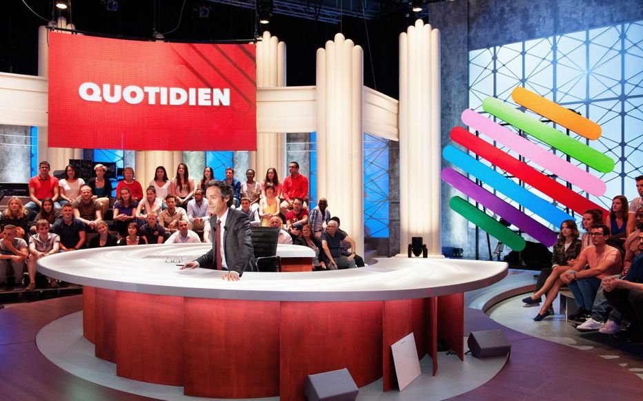 L'émission «Quotidien» va être réduite d'une heure à partir de ce soir. Le talk-show de TMC démarrera désormais à 20h15 > leparisien.fr/culture-loisir…