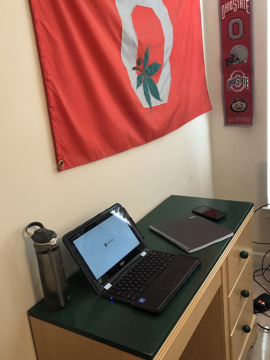 kmaharg's tweet photo. Ready for remote learning...Nice quiet area conducive to learning, Chrome Book, planner, phone and AirPods!! Good to go! #lehsptso https://t.co/XwxxMZNTjs