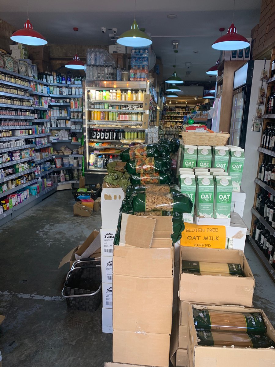 hackneyfresh's tweet image. People of E8! We are still open and selling fresh organic produce across the board. We have daily supplies arriving every morning as well. Fruit and vegetables, gluten-free pasta, juices, tea and all manner of beans and pulses. Plus the best coffee around. #hackneyfresh