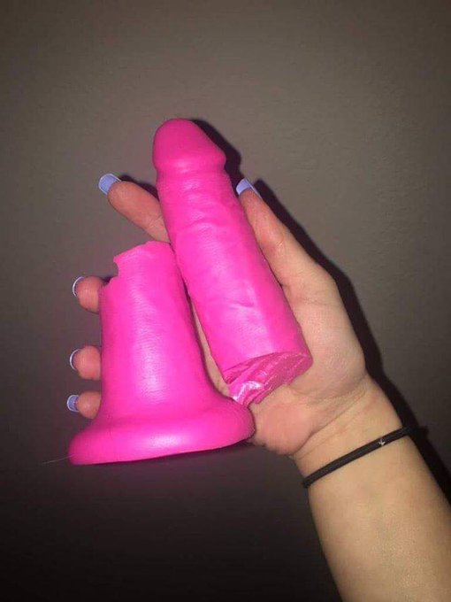 Day 6 of quarantine #nsfw #coronavirus #COVID2019 #chaturbate #cammodel #camgirl #camgirlz https://t<a href="/tag/nsfw"class="tags">#nsfw</a><a href="/tag/coronavirus"class="tags">#coronavirus</a><a href="/tag/covid2019"class="tags">#COVID2019</a><a href="/tag/cammodel"class="tags"><span>#cammodel</span></a><a href="/tag/camgirl"class="tags"><span>#camgirl</span></a><a href="/tag/chaturbate"class="tags"><span>#chaturbate</span></a><a href="/tag/camgirlz"class="tags"><span>#camgirlz</span></a>