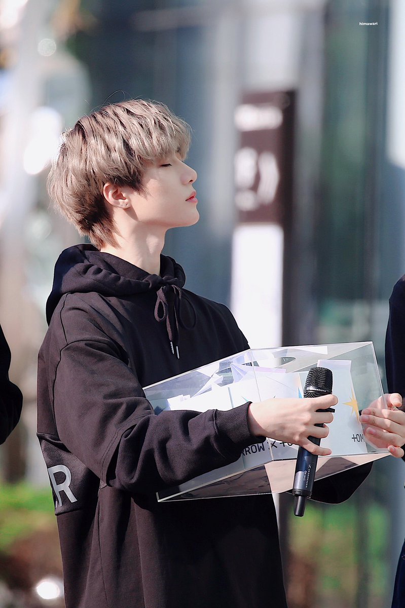 iambeomjun's tweet photo. do we really have to discuss this? https://t.co/u5B68hLCHD