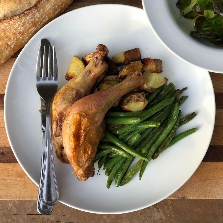 Free delivery, dinner boxes + curbside service! conta.cc/2xkPIFd