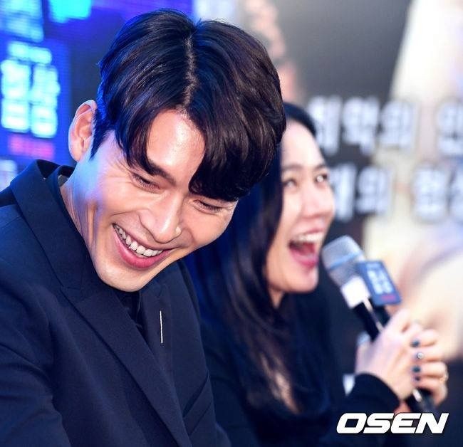 zaoldycks's tweet photo. this photo depicts their relationship dynamics tbvh https://t.co/188CNsPLUp