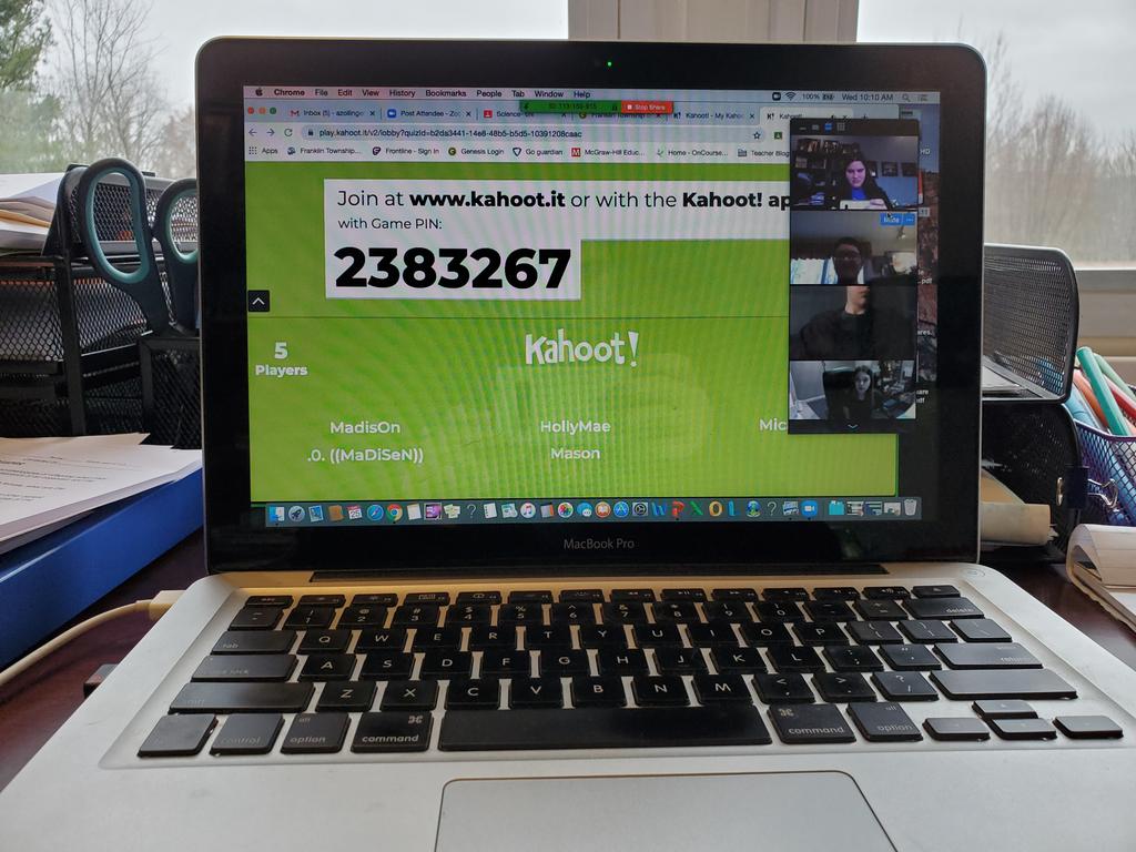 Mrs. Zollinger tweet media