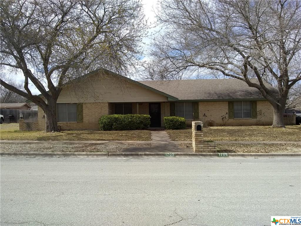 VirginiaVcloud's tweet image. Interested in this property? Contact me to see it in person! #homesforsale  cpix.me/l/94264252