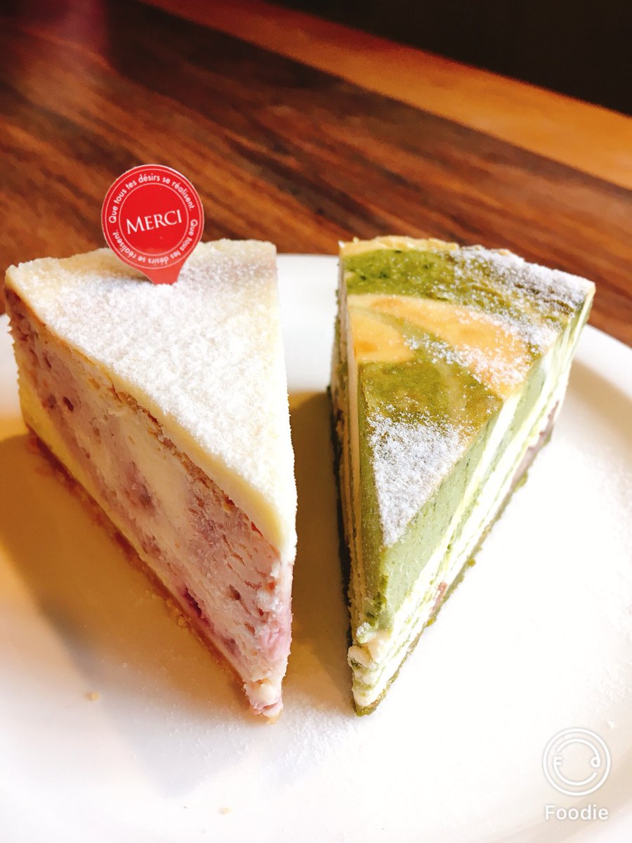 Twitter पर Daisuke Itoh 伊藤 大祐 大阪市中央区高津 パカラ堂 抹茶のマーブルチーズケーキ 木苺のマーブルチーズケーキ 抹茶は十勝産小豆が入ってて滑らか ボトムも抹茶クッキーです ラズベリーの方もマーブル状ですがこちらは酸味がしっかりあって 時