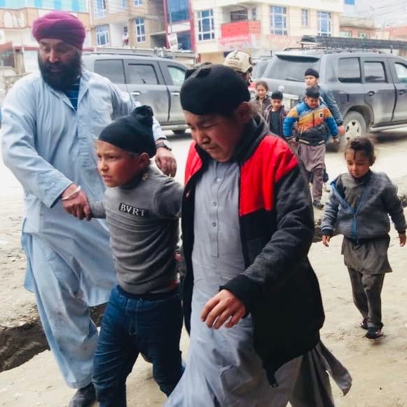 007Ranjeet's tweet image. Now some people will understand the importance of #CAA Non muslim can&apos;t survive in any islamic country. Attack on a Gurudwara sahib in Kabul. At least 11 people have been killed by attackers.  #CAA_NRC 
#caa_nrc_support 
#Afghanistan
#Kabul
#Taliban 
#SikhCommunity 
#Sikhs