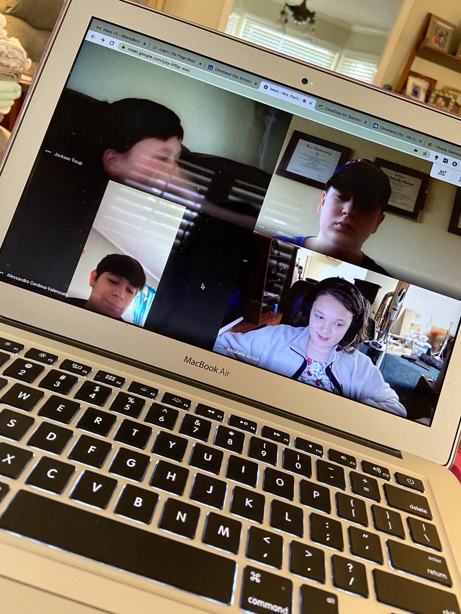 LDavis5thGrade's tweet image. Living for my daily “Office Hours” #CCSAtHomeLearning