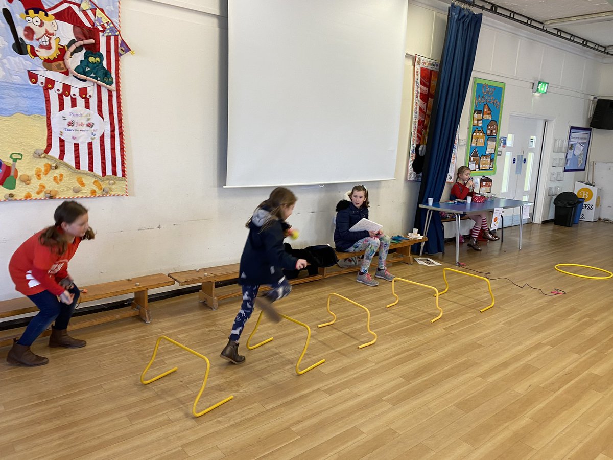 Year4BHillGirls's tweet photo. Well done to Watson House girls for their fantastic Tuck Shop today in aid of Sports Relief and Chailey Heritage. A fantastic effort all round! #SportsRelief2020 #chaileyheritage @Year1BHillGirls @Year2BHillGirls  @Year3BHillGirls @Year5BHillGirls @Year6BHillGirls https://t.co/m7feFncOPZ