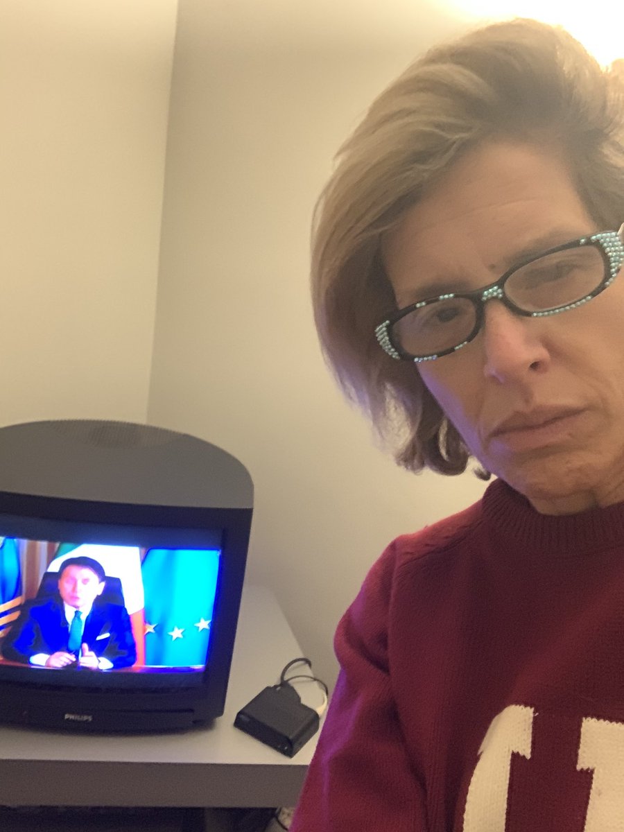 Study in Italy tweet media