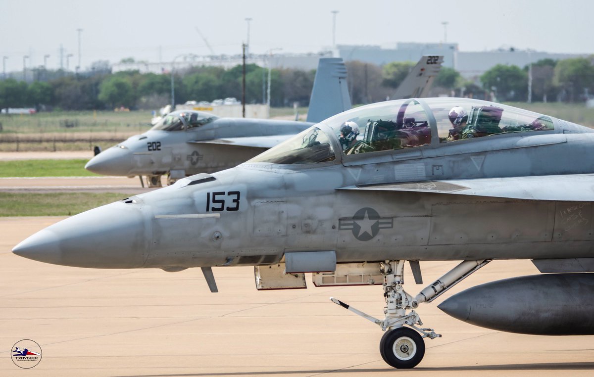 122 in the house! 🦅 #vfa122 #flynavy #avgeek #superhornet #topgunmaverick