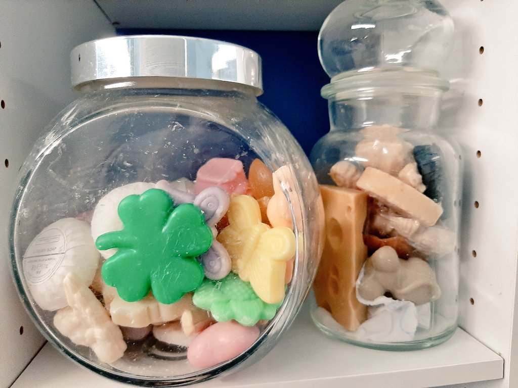 Gabriele_Dreamy's tweet photo. @NewYorkTimmy @joluko7 I have a lot of pieces, my daughter collected exceptionell soap pieces as a girl and kept them.
#SoapCollection to keep us safe https://t.co/iOlZ4VPkU5 https://t.co/pBzH08A6cX