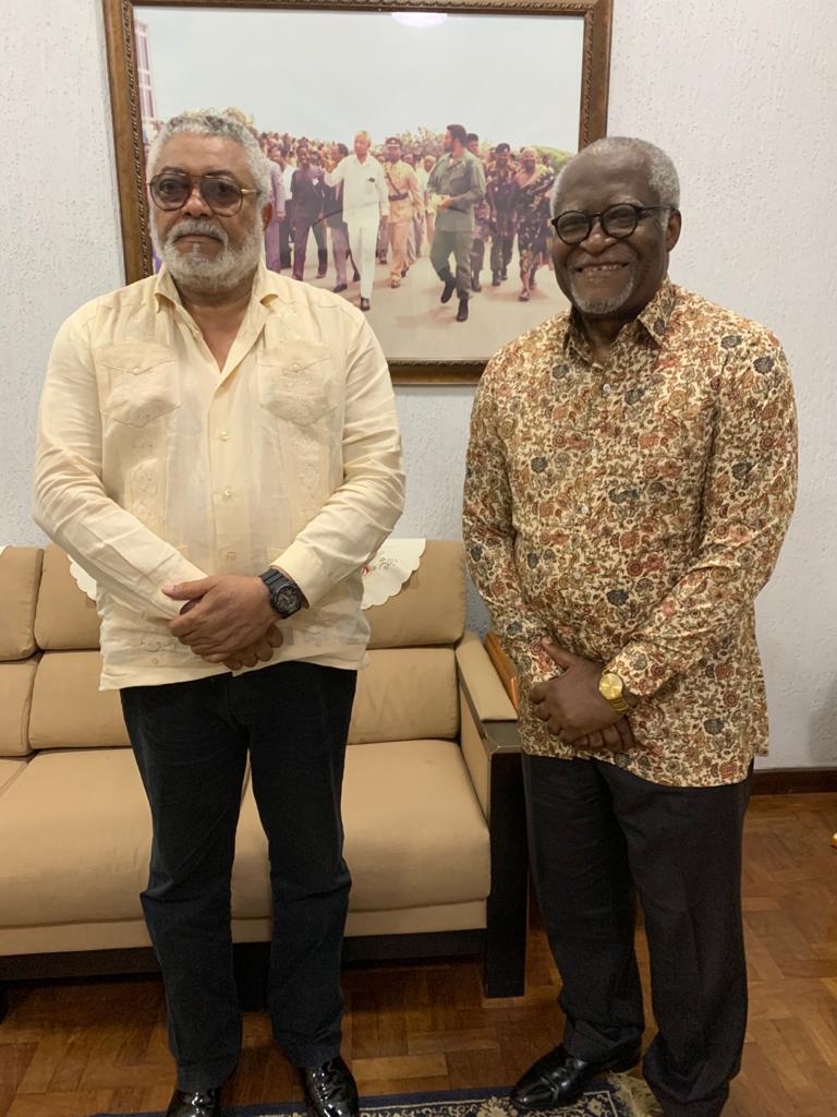 237Now's tweet photo. Today 13 March 2020: Batonnier Akere Muna met Ghana's JJ Rawlings, following as earlier meeting with President Nana Addo Akufo some few days ago. https://t.co/T3Ta28daMJ