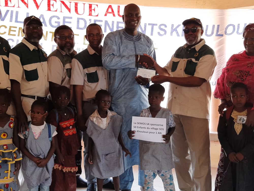 vesosmali's tweet photo. La société minière SEMOS S.A s'est engagée aujourd'hui auprès du programme khouloum kayes de Villages d'enfants MALI pour le parrainage de 50 enfants du Villages d'enfants SOS pour 1 ans. https://t.co/EtGQxiMf5O
