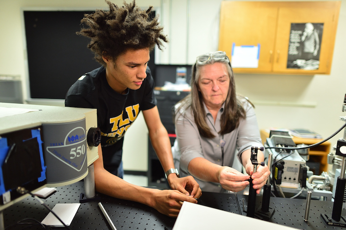 txlutheran's tweet photo. #TLU Awarded $1.3 Million @NSF Grant Supporting STEM Student Success! Led by Physics Prof. Toni Sauncy the project focuses on research opportunities &amp; professional development for students, especially those from underrepresented populations. @TluSps https://t.co/zhkOpIGQ83 https://t.co/0PoWi0Fo3j