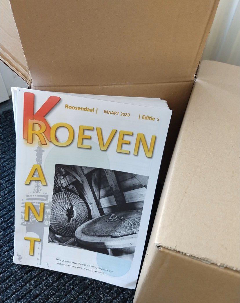 VredeAd's tweet photo. De nieuwe Kroevenkrant ligt gereed om huis-aan-huis te bezorgen in #Kroeven #Roosendaal Gemaakt door enthousiaste bewoners. Opnieuw een prachtexemplaar! @wa_roosendaal02 @alwelnl @WijZijnRsd @IngeRaaij #kroevenkrant #dewieken https://t.co/iHK4m3KaIw