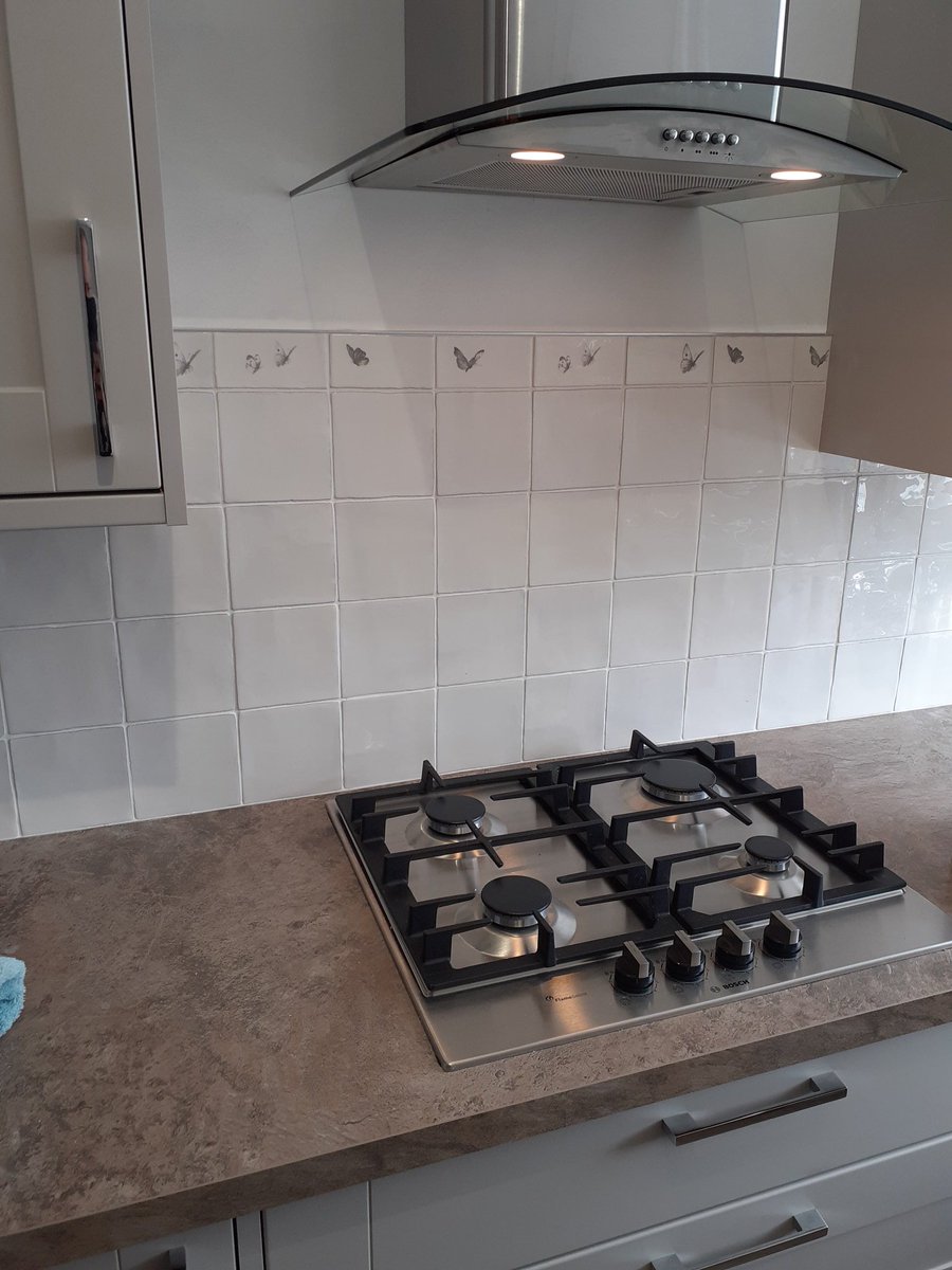 oakwood_tiling's tweet photo. One of this weeks jobs, supplied by @SimplyTilesltd https://t.co/TvXnSkw1aO