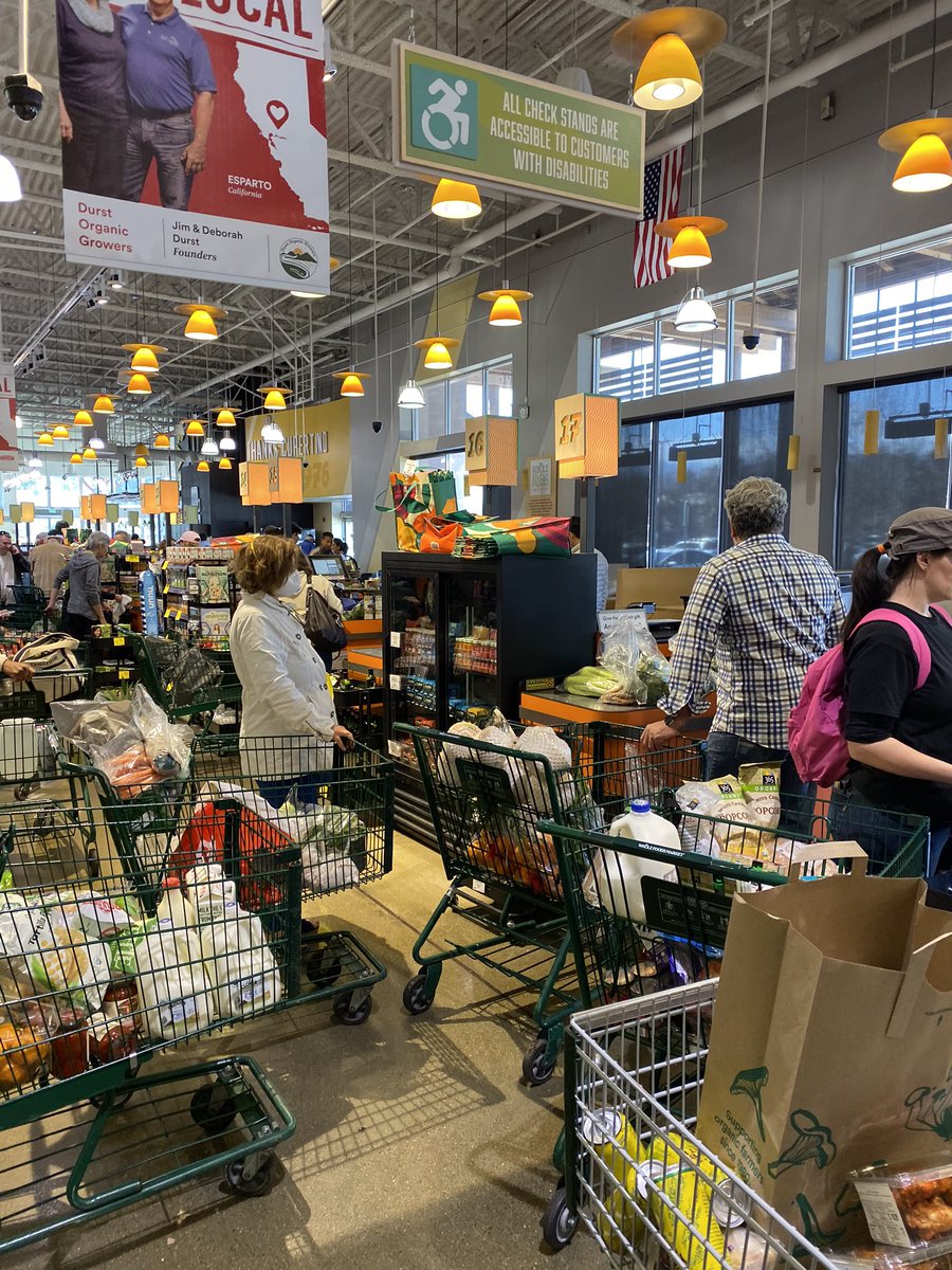 sshawki's tweet photo. Its the  end if the world ! (Silicon Valley style)
#coronavirus #SiliconValley #WholeFoods #panickbuying https://t.co/N6ykgGKZYA