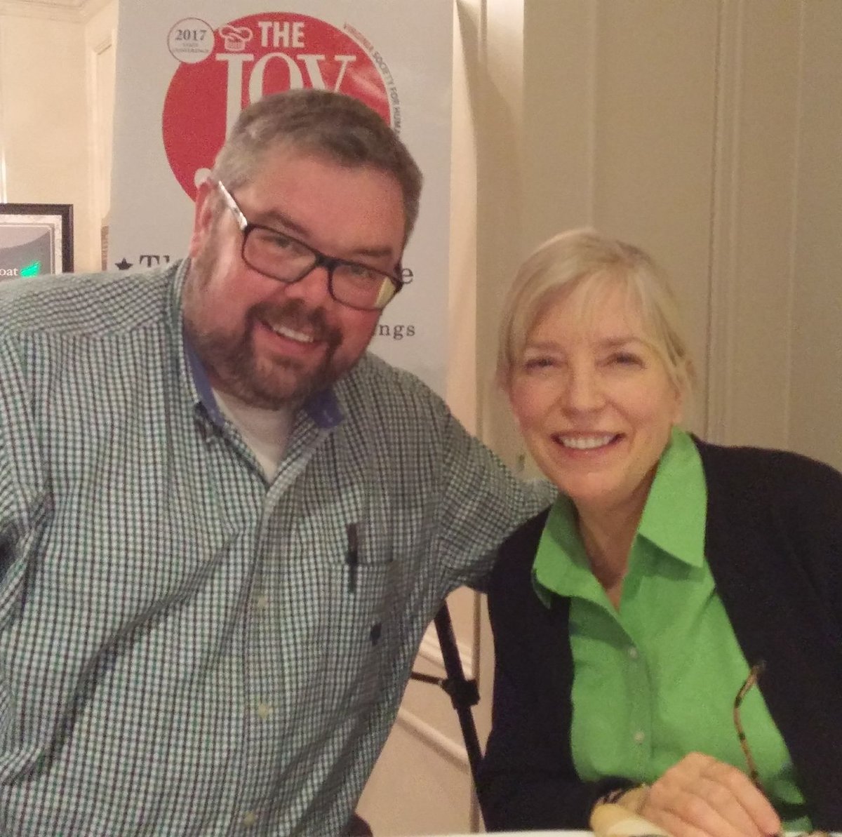 Jon_Thurmond's tweet photo. #FBF to #VASHRM17, to say I was smitten with @saramoulton is an understatement.  The. Best. #HRSocialHour https://t.co/5GsSgLS9tA