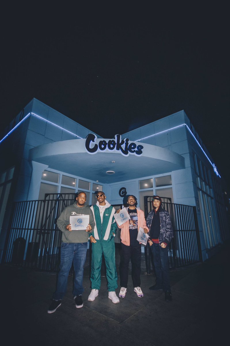 _ibfresh's tweet photo. You know I keep that pack on me. #cookiesmelrose #passionplayas https://t.co/WezmTCqxYd