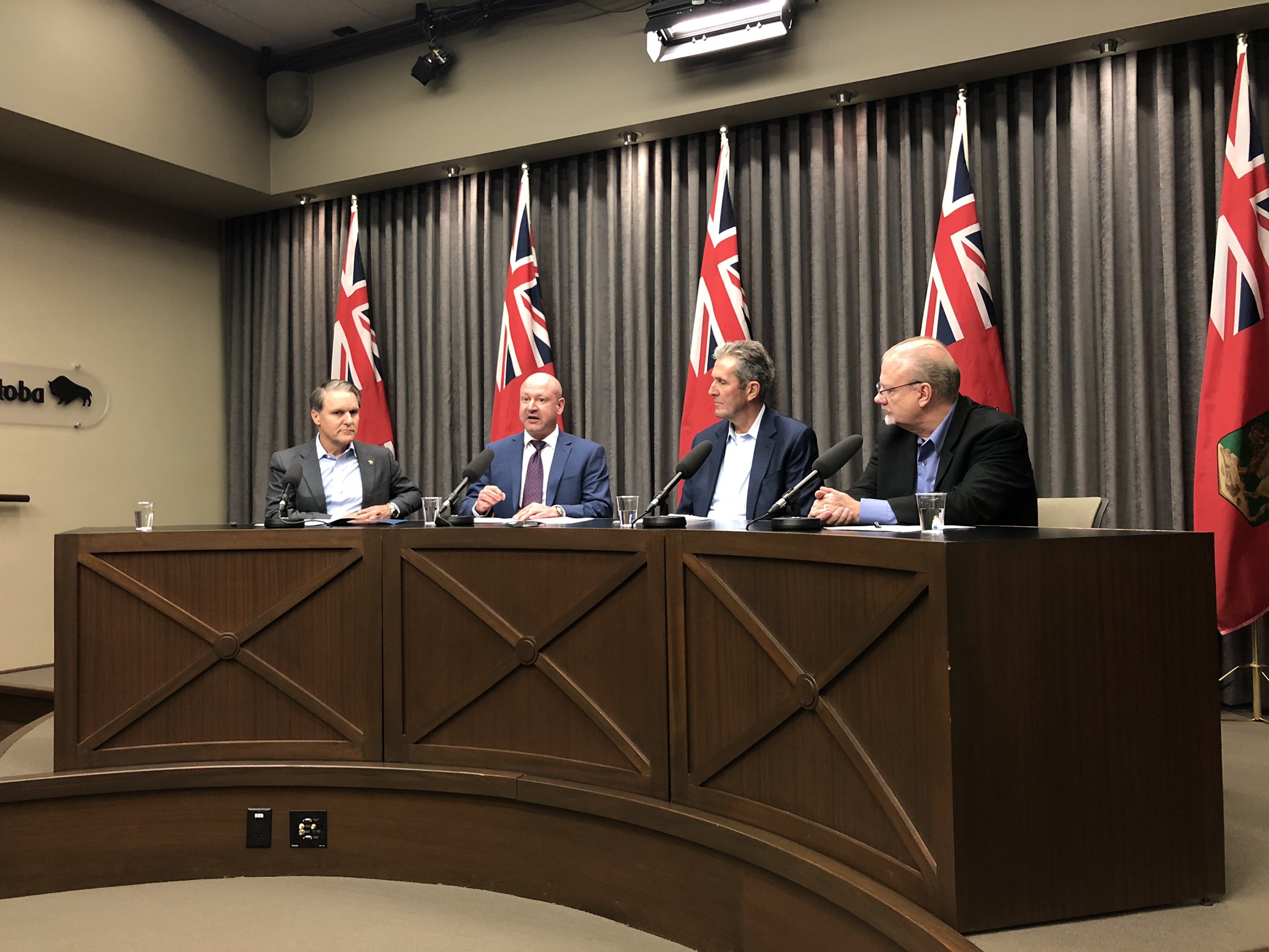 Flin Flon School Division (FlinSchool) / Twitter