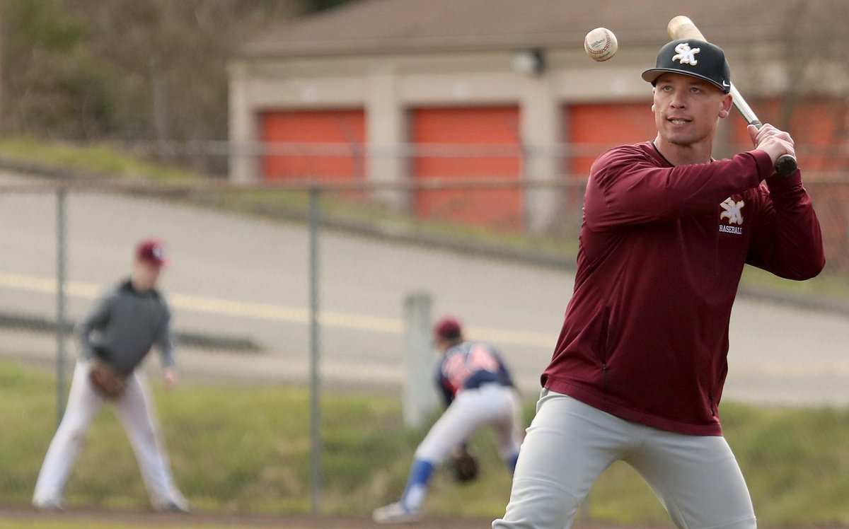 JeffGrahamKS's tweet photo. No matter how long the Coronavirus outbreak forces high school sports teams to stay off campus, athletes plan to stay busy for when play resumes.
https://t.co/eDUItk6UTg https://t.co/MObJuNv9wL