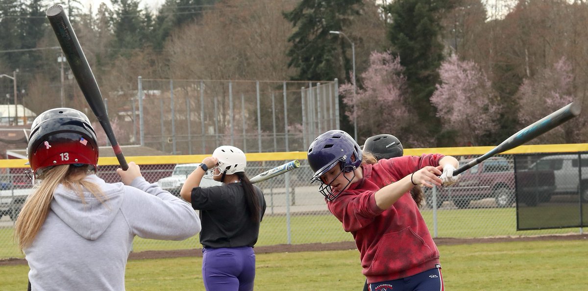 JeffGrahamKS's tweet photo. No matter how long the Coronavirus outbreak forces high school sports teams to stay off campus, athletes plan to stay busy for when play resumes.
https://t.co/eDUItk6UTg https://t.co/MObJuNv9wL