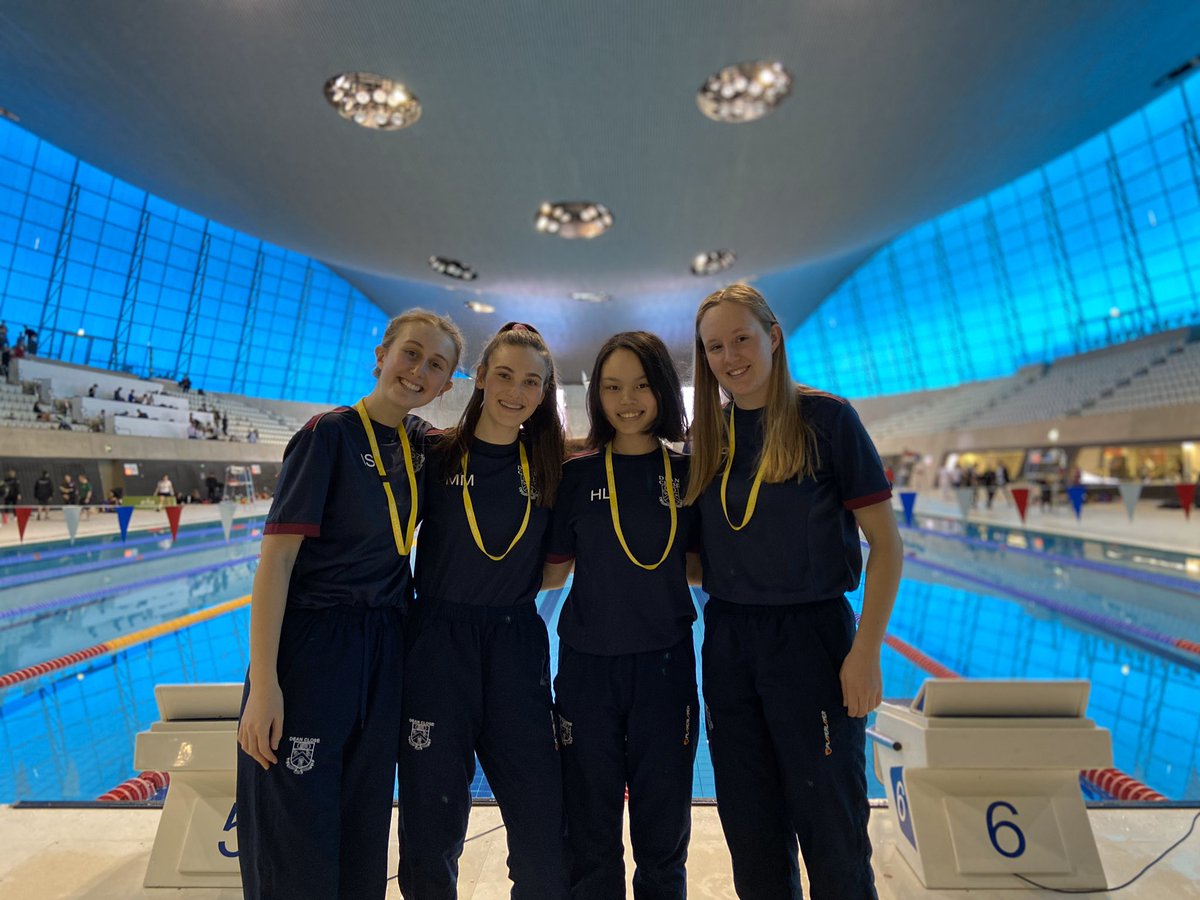 The girls, having won their freestyle heat and placed 3rd in their medley heat, showed unwavering determination and motivation throughout, such a great achievement!