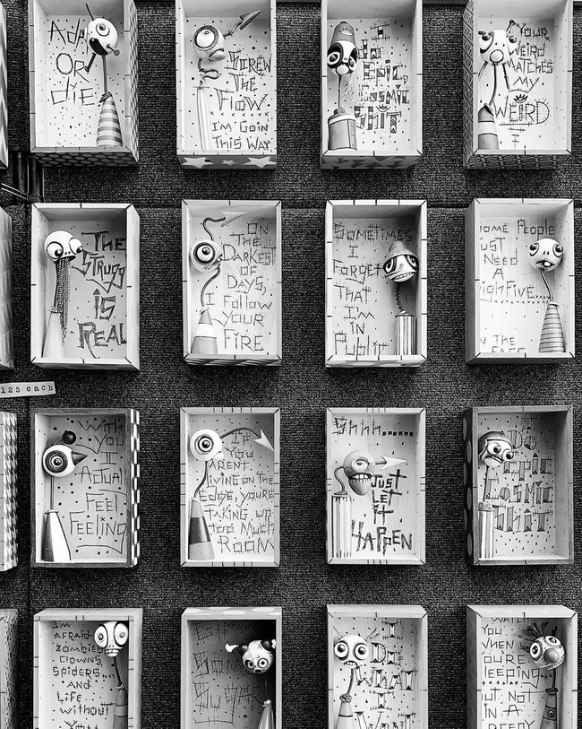 DeepEllumArts's tweet image. Did you know that there will be over 200 art vendors at #DEAF2020? In the past, both locals and visitors have enjoyed browsing the Deep Ellum streets, enjoying great music, and eating delicious food! 🎨🎶🌭
Instagram: @xMaze_