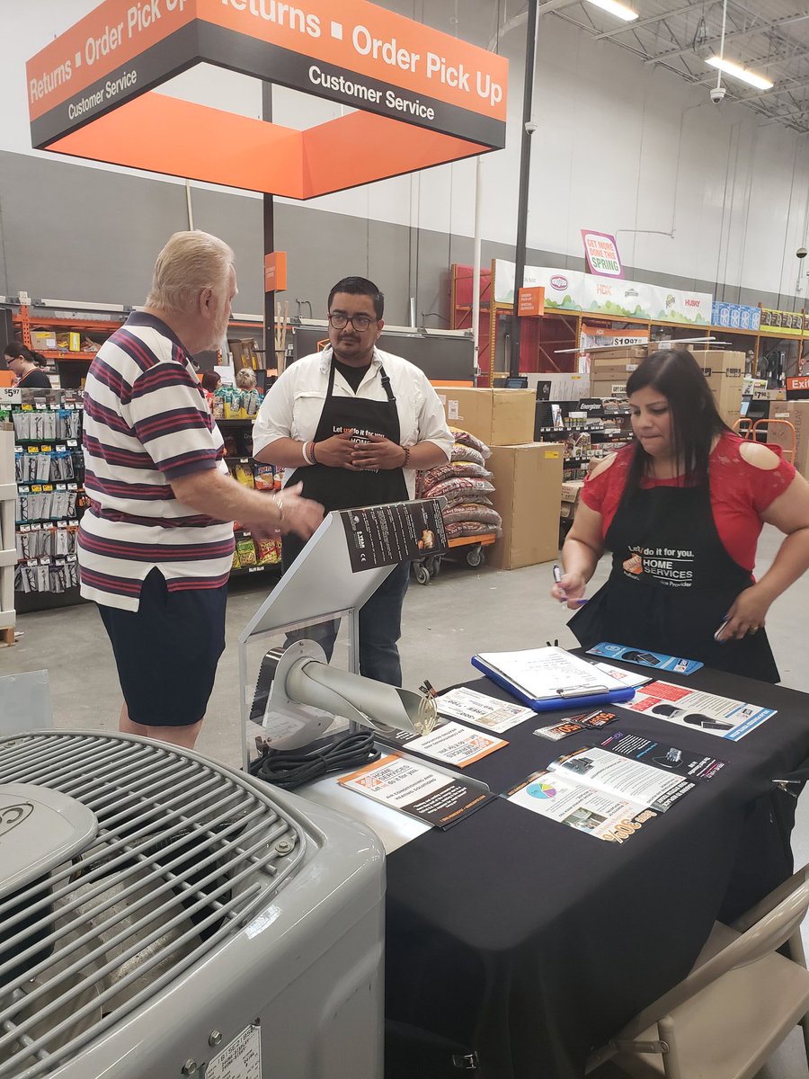ShaneRives's tweet photo. Sam leading by example.  Approaches one customer, and BAM, we've got a Monday AOR appointment!  #Showem #Coachem     #MakeThemTheBest.   @SamWFI @LegalleyF @ChadS_HD @RickFF38 https://t.co/kYk5WTzA8g