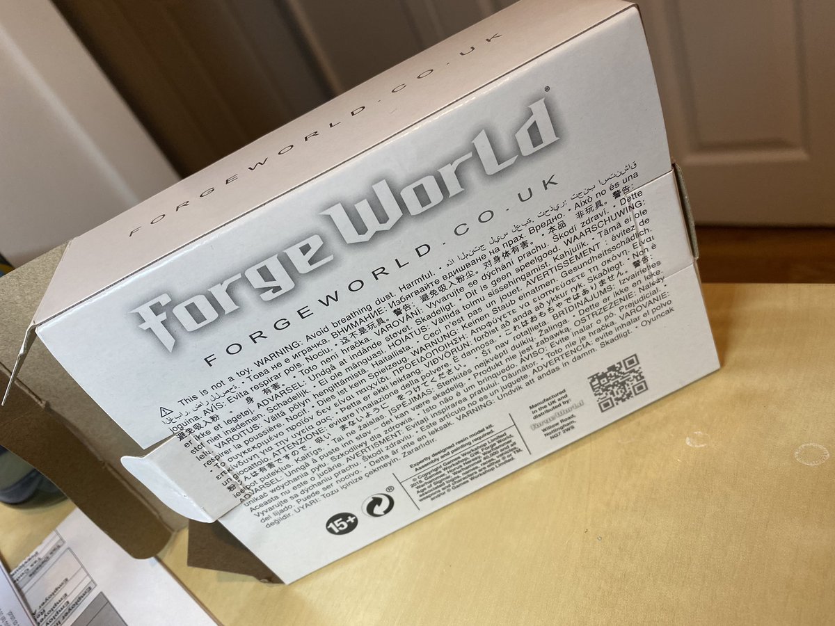 CharlesKhorne's tweet photo. Converting my Cogseer for #RAW20 tonight first two bits superglued and none on my fingers long may it continue #RoadToRAW @Realms_at_War https://t.co/Ym1rfMDSSH