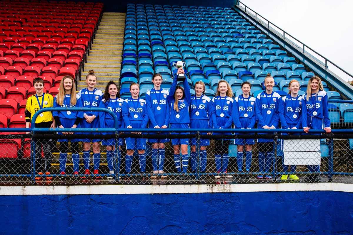 TamBruce5's tweet photo. #AASportsAwards19 Go Montrose Girls, winners of the East Region u15’s League up against teams from Tayside &amp; Fife https://t.co/b3HMBuk5is