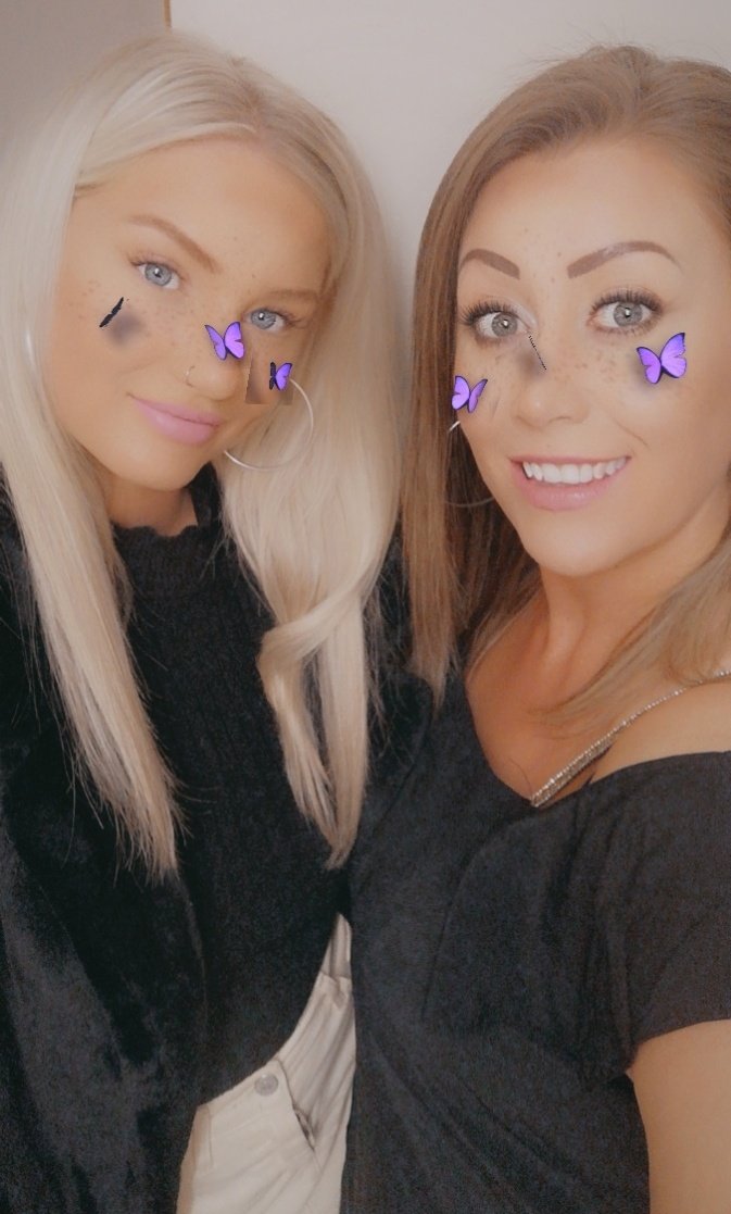 HappyThings2020's tweet photo. Happy belated birthday Cutie McFitty!!! Off out for a few drinkies to celebrate her turning 22 ๐ ๐๐
#FridayThe13th #Friday13th #FridayFeeling #spoons #spoonsapp #spoonspig #spoonssub #wetherspoons #single #girlsNightOut https://t.co/XgvqVtE330