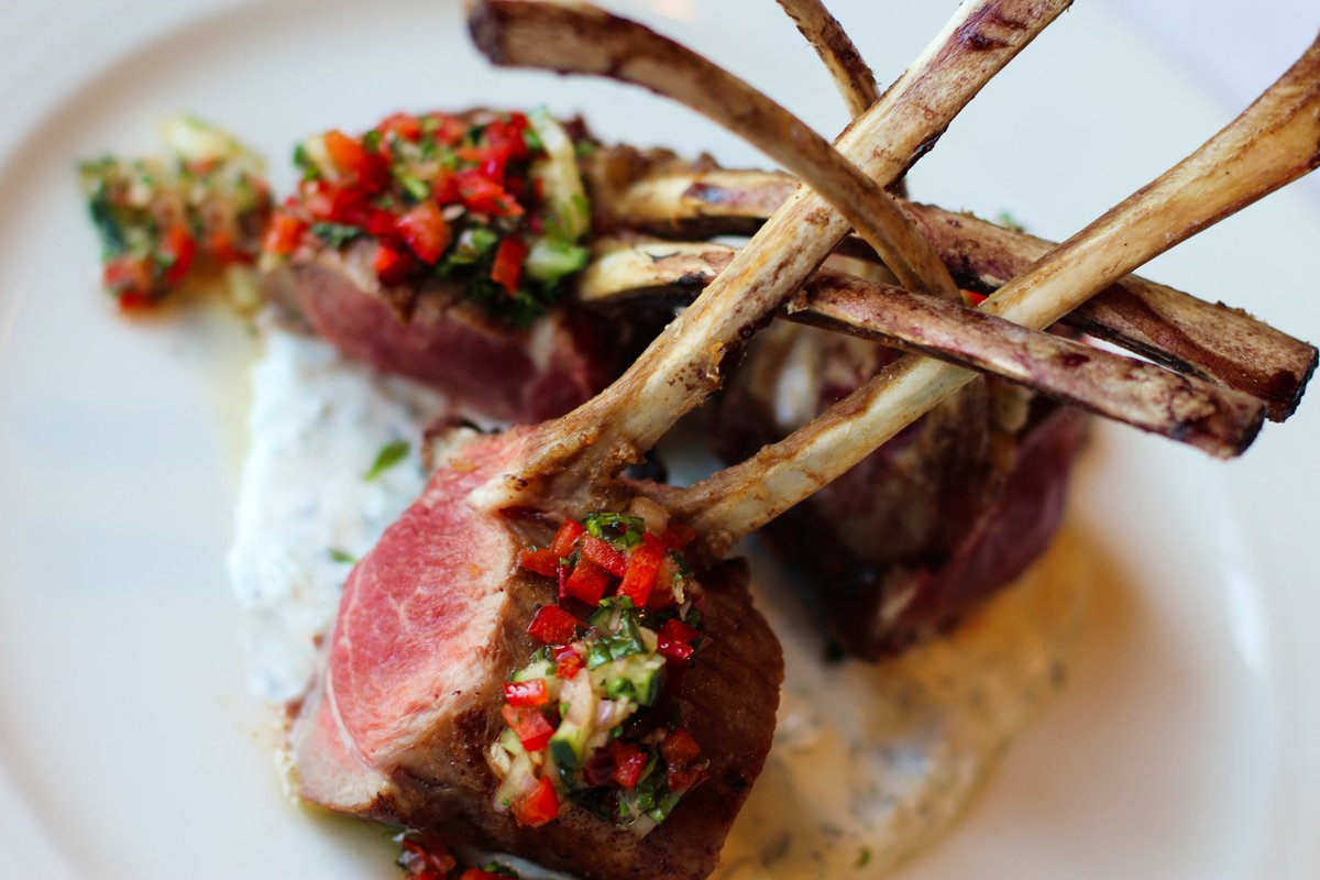 KirbysSteaks's tweet photo. Treat your special someone to a fabulous dining experience at Kirby's tonight! 

#Steakhouse #DateNight #TheWoodlands #StoneOakTXFoodie #SouthLakeFoodie #WinStarCasino #Kirbys #PrimeSteakhouse https://t.co/oGuEoyFuPJ