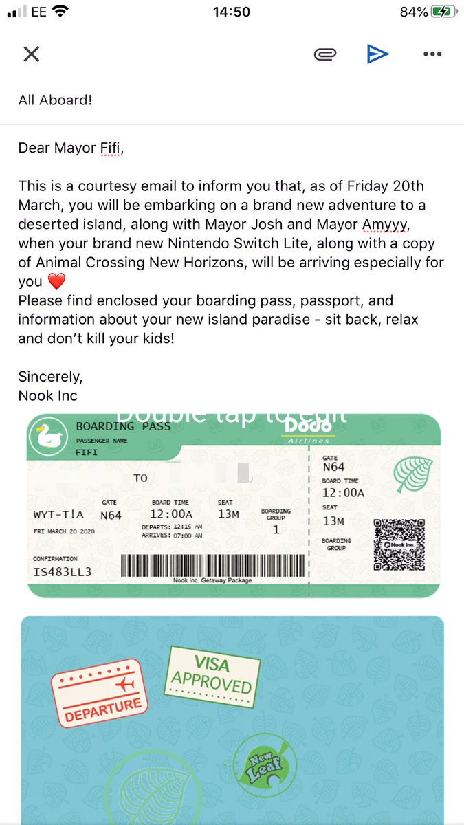 AmiiAtSix's tweet photo. me and my brother preordered my mum a Switch Lite and New Horizons ages ago as a birthday present, and because it’s her birthday, we finally got to let the cat out the bag today - this is how I chose to tell her 💚 #NewHorizons https://t.co/4bJ2frsTvN
