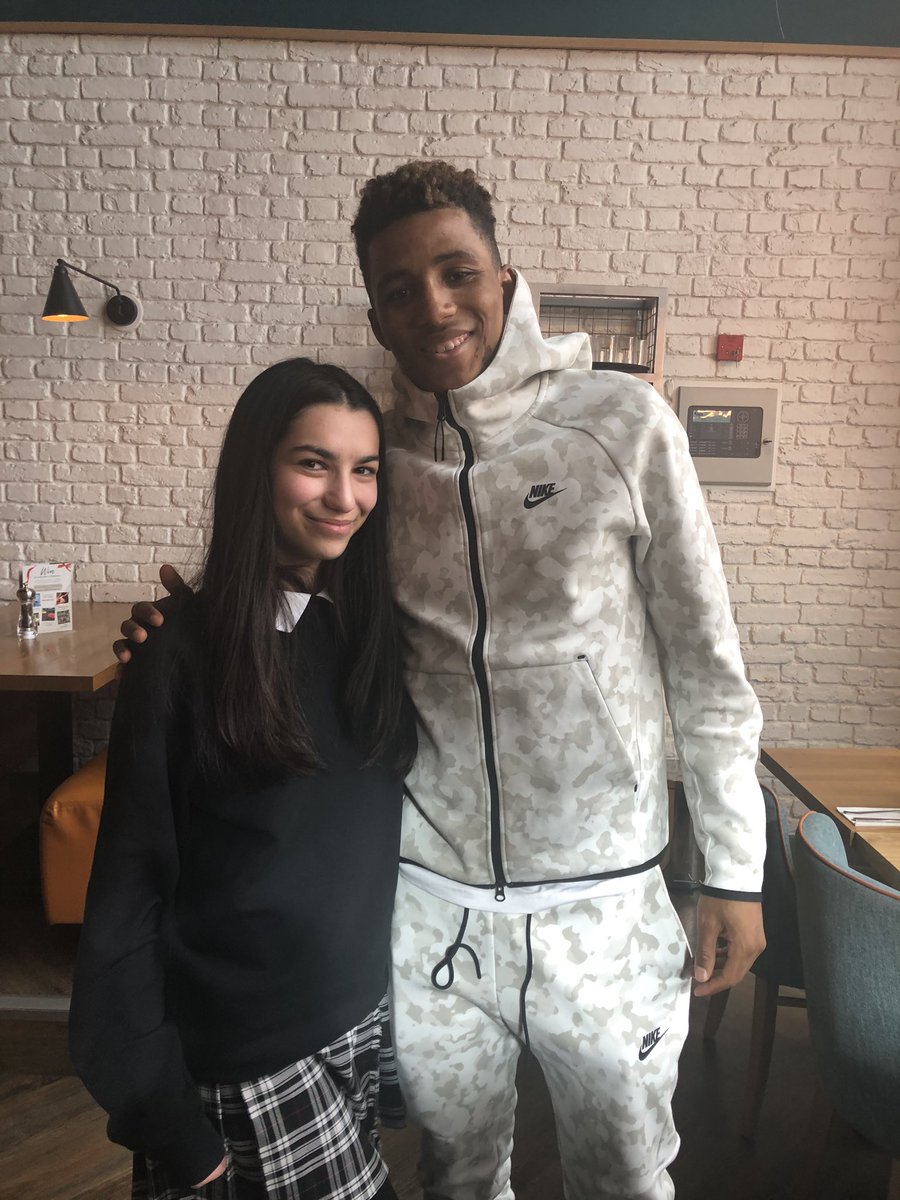 elianabuckland's tweet photo. @SpursOfficial Thanks Gedson for the photo. Good luck for whenever we can start playing again. COYS!! https://t.co/7Z5UyYQDvu