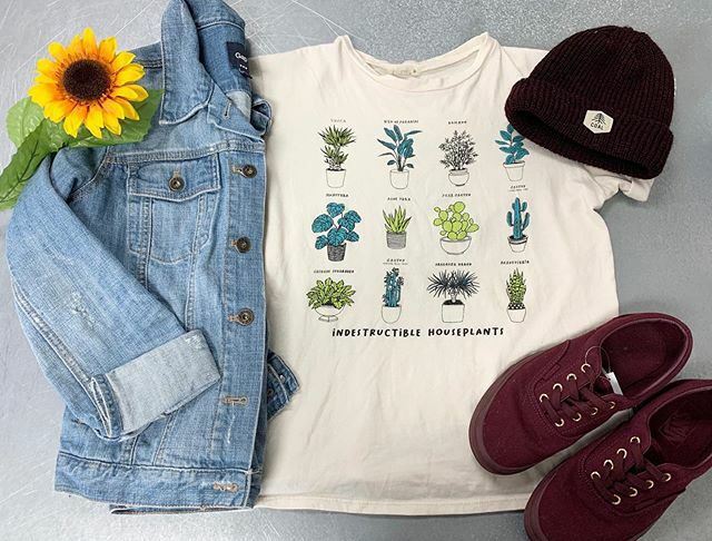 RunwayTacoma's tweet photo. Runway is open for shopping 11-7!
Gap denim jacket: M $12.75
T shirt: M $7.75
Vans: 7.5 $15.75
Hat: $3
#runwayfashionexchange #tacoma #253 #thrift #shop #pnw https://t.co/iJ0NOw6eH0 https://t.co/meNaq6jUON