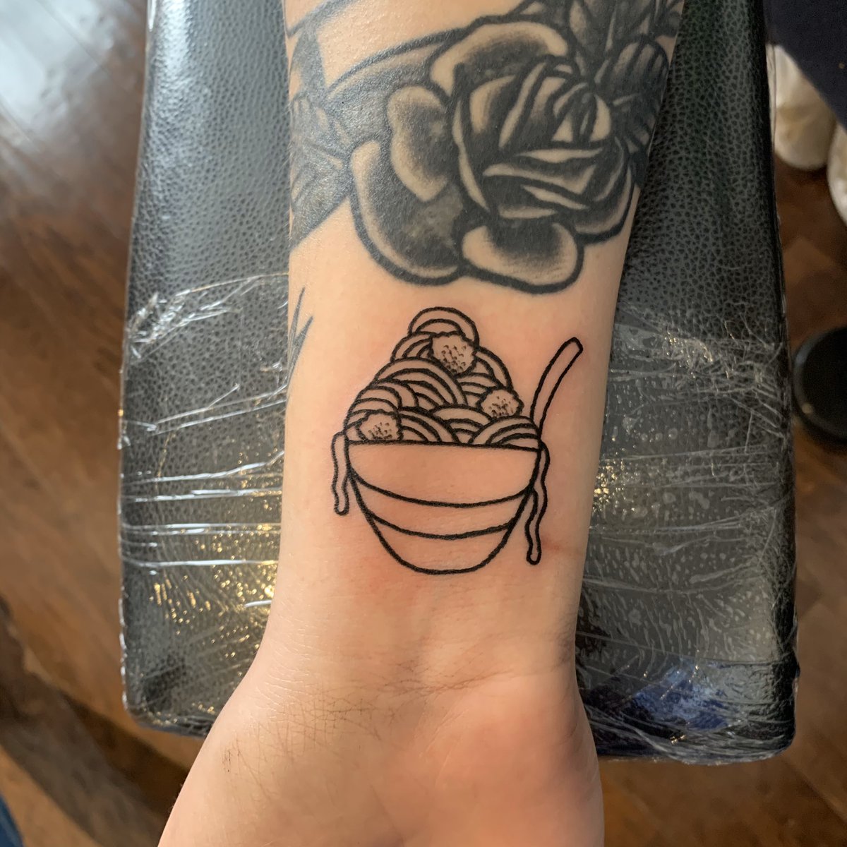 kvtlvdy's tweet photo. as if it wasnโt clear that I loved @pastrnak96. pasta til i die. ๐ @NHLBruins @NHL #wiseguystattoo https://t.co/WTzmXM2Jiv