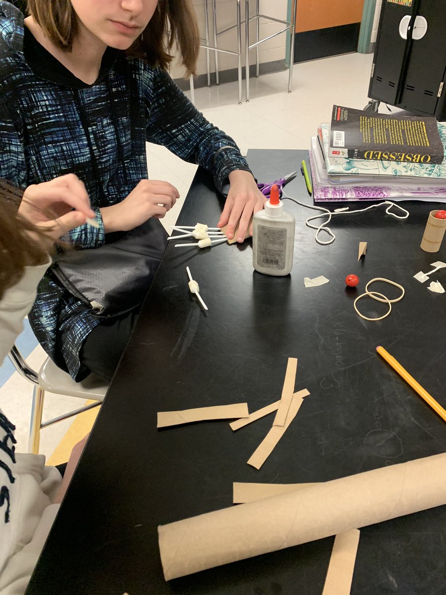 kcoxscience's tweet photo. In our steam enhancement today, students designed their own prosthetic legs or arms. They did an awesome job! @noecker_a #STEAM #GameOnECMS https://t.co/swVNXtBxCu