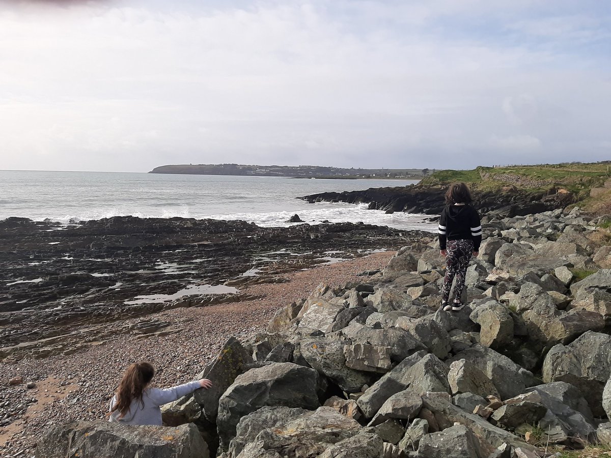 Day 72 of #100daysofwalking ( Day 4 in lockdown!) Cake baking, rock climbing, sun bathing and jumpers for goalposts! Lá breithe  shona Aunty Tóna! #100daysofwalking <a href="/LunchtimeLiveNT/">Lunchtime Live</a> <a href="/ciarakellydoc/">Dr Ciara Kelly</a> <a href="/NewstalkFM/">NewstalkFM</a> <a href="/tomcadhla/">Tom Ó Cadhla</a> <a href="/FChadhla/">Fiona Ni Chadhla</a>