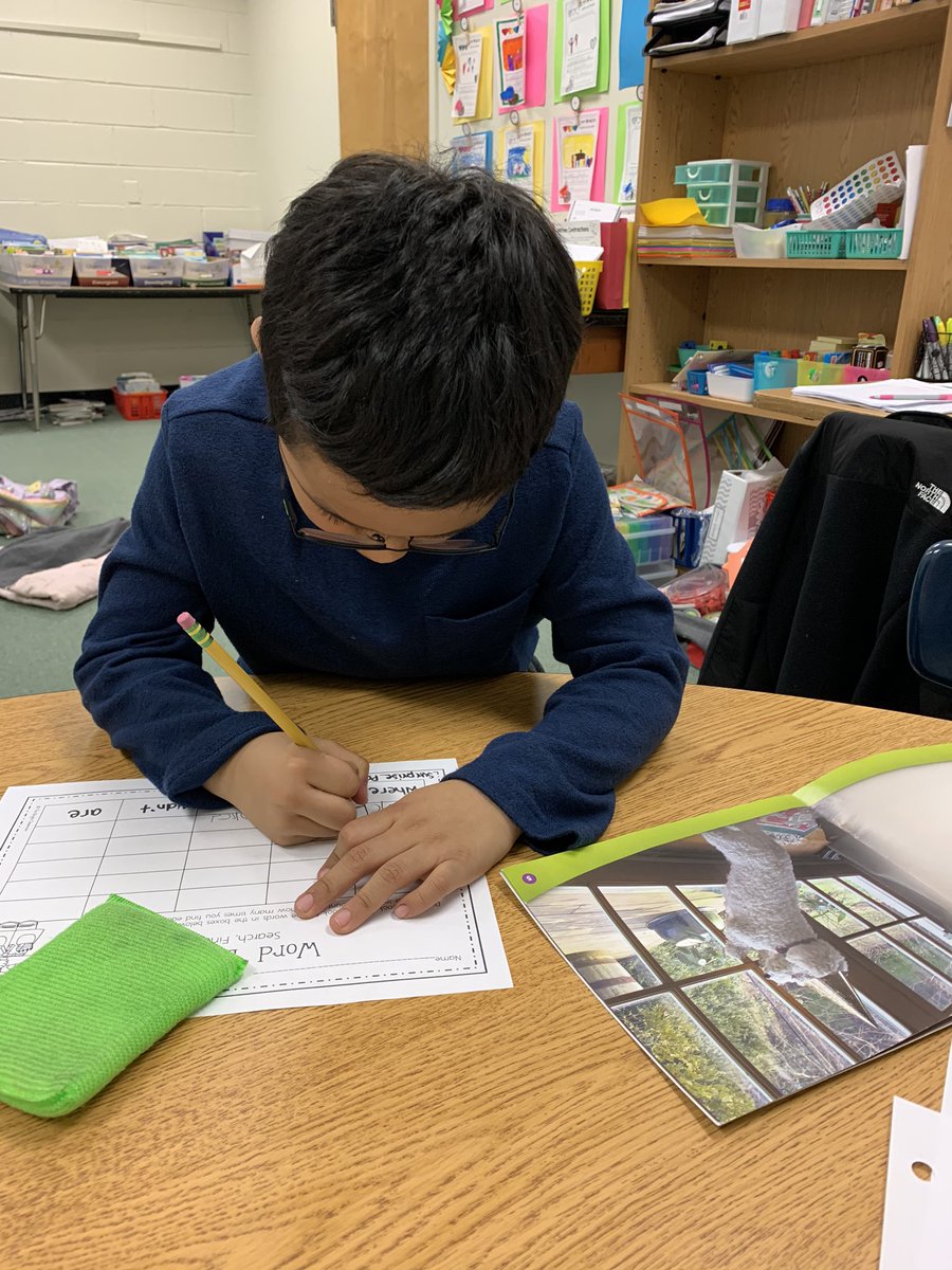 We love being word detectives and looking closely in our books to find certain words 🔍