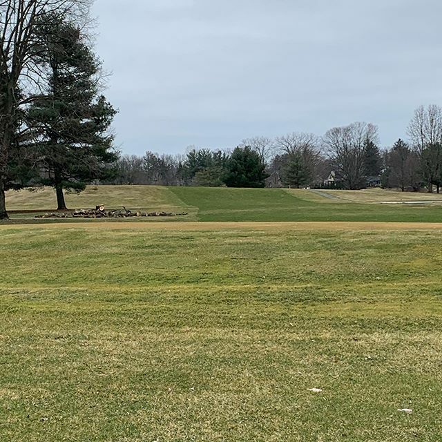 The Zionsville Golf Course is closed until at least April 6th as a result of COVID-19. ift.tt/38MZuwE