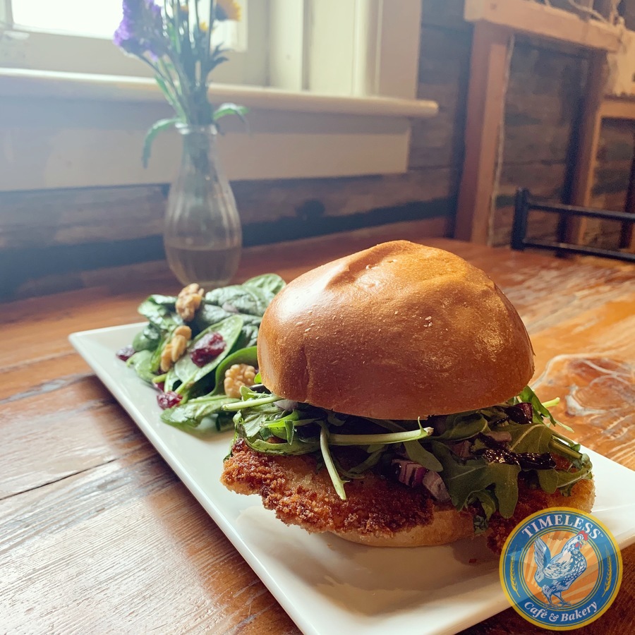 It’s finally FRIDAY! Join us for lunch and enjoy our delicious feature - ch... mylc.co/BzgdQ