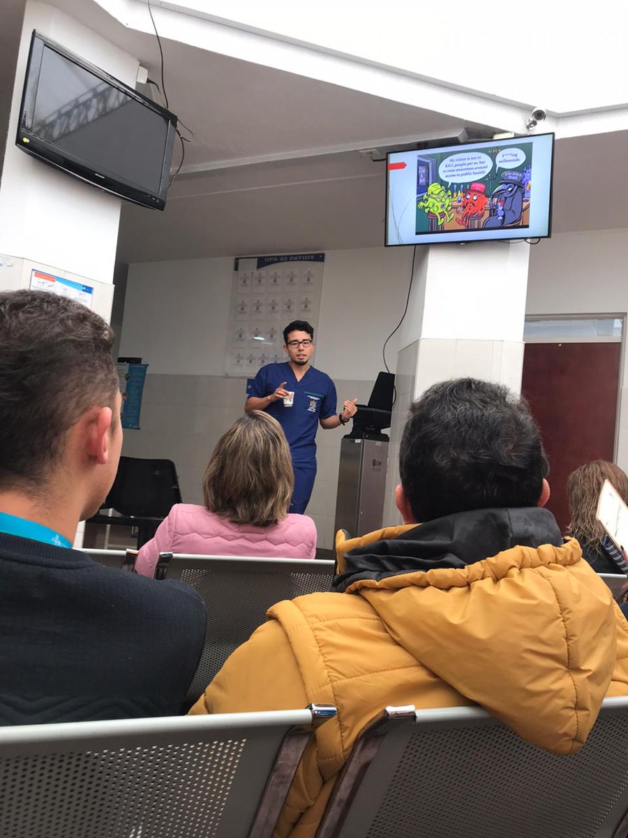 SubRedSurOcci's tweet photo. 🚑#Preparamos a los equipos asistenciales de las unidades y de atención domiciliaria, para atender la fase de contención del coranovirus en la que nos encontramos. #JuntosLoHacemosMejor🚑🚑 @VMartinez35 @Yulieth_53 https://t.co/aTlhCEr5r2