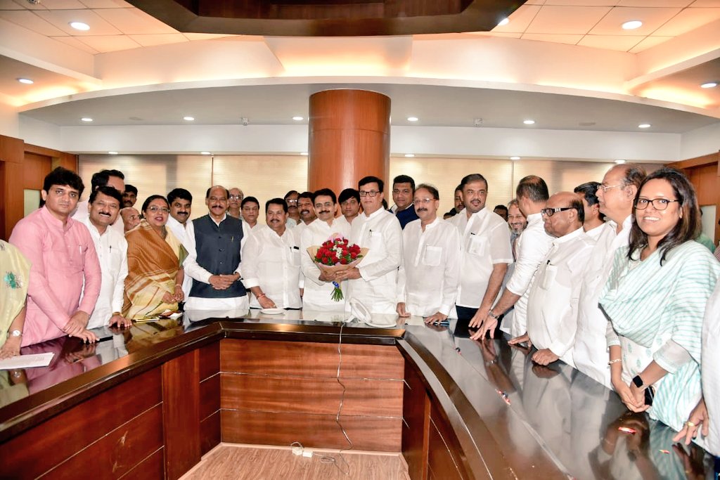 INCMumbai's tweet photo. Mumbai Congress President, Shri Eknath Gaikwad, with @INCIndia leader and Rajya Sabha nominee, Shri @SATAVRAJEEV during latter's nomination filing today.

Other senior leaders of Maha Vikas Aghadi were also present. https://t.co/lbpptDlxxc