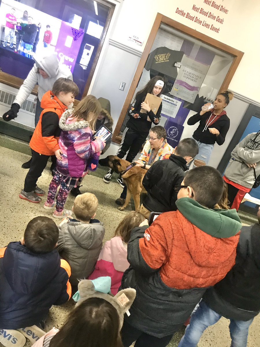 Wow was surprised today when a group of students from Franklin Elementary came to meet him.